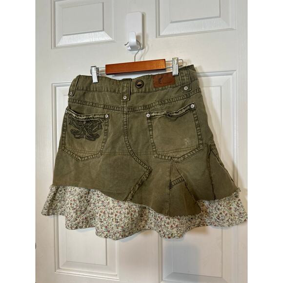 Free People Skirt Womens 28 Olive Green Y2K High Waisted Distressed Flare Mini - Picture 5 of 9
